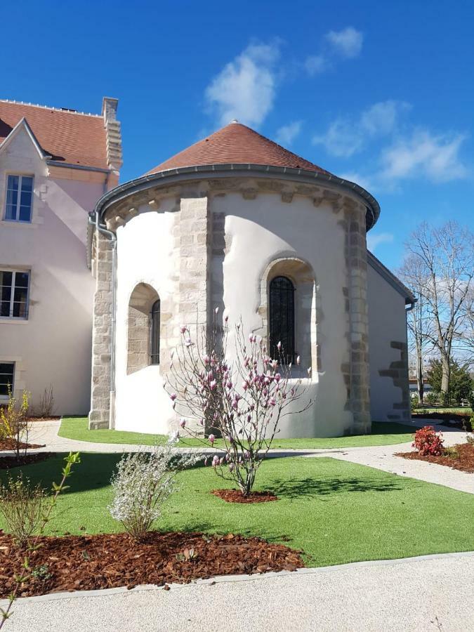 Chateau Saint-Jean, Relais & Chateaux 몽뤼꽁 외부 사진